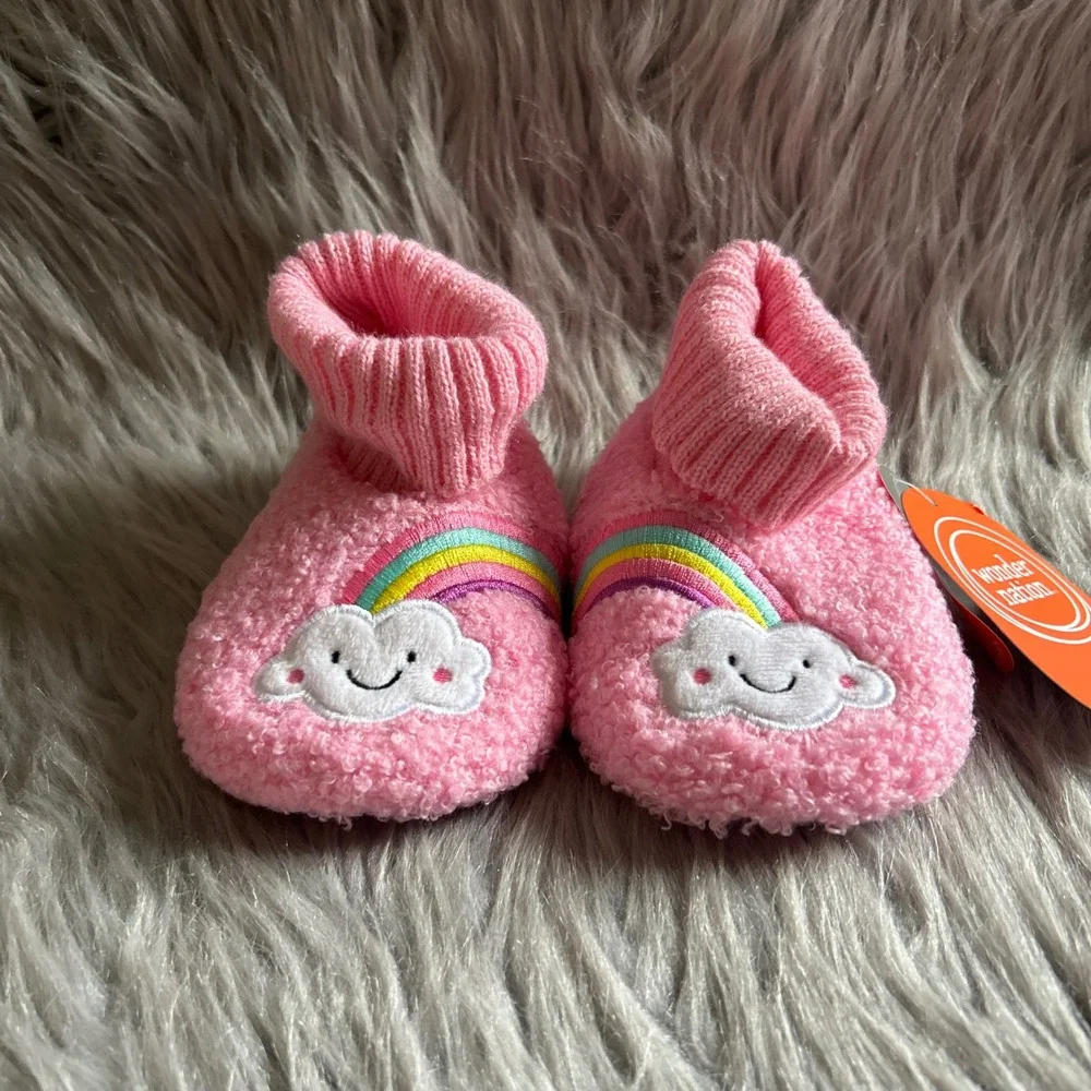 Wonder Nation Slippers Baby Girls Size 6 Pink Fuzzy Rainbow Shoes 18 Months